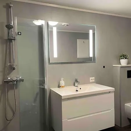 Apartment Moderne Leilighet I *